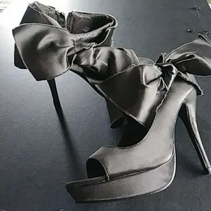 Steve madden luxe zesty heels